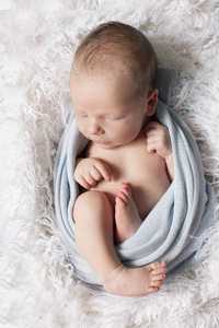 婴儿大便呈白色，您需要了解的正确护理方法是什么？